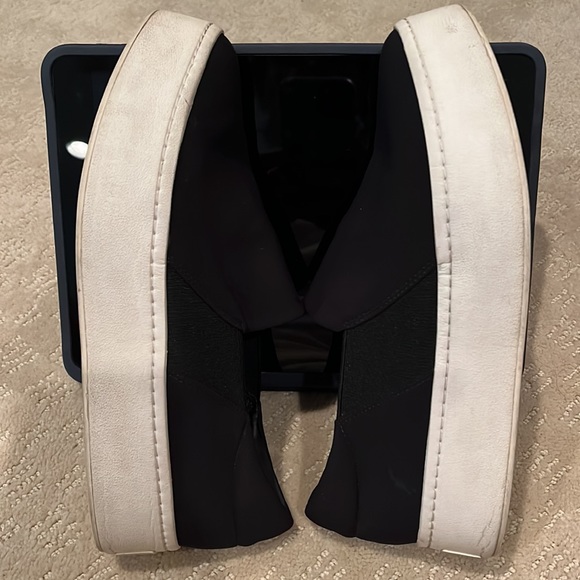 Vince Women's Warren Platform Sneakers. - Picture 5 of 5